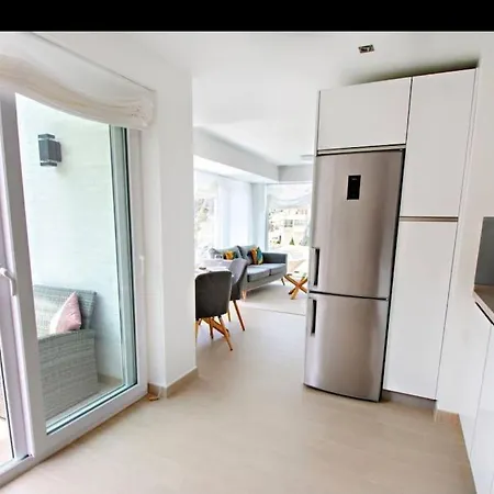 Modern 2 Bedroom Apartment In Benalmadena Costa Exterior photo